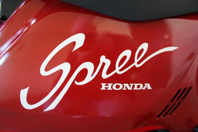 I think thats the way HONDA should look ,notice the  &quot;A&quot;  very deferent from yours .