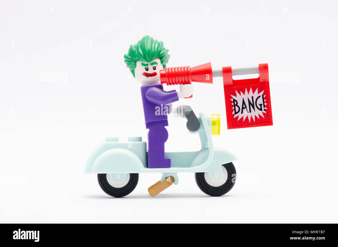 lego joker.jpg