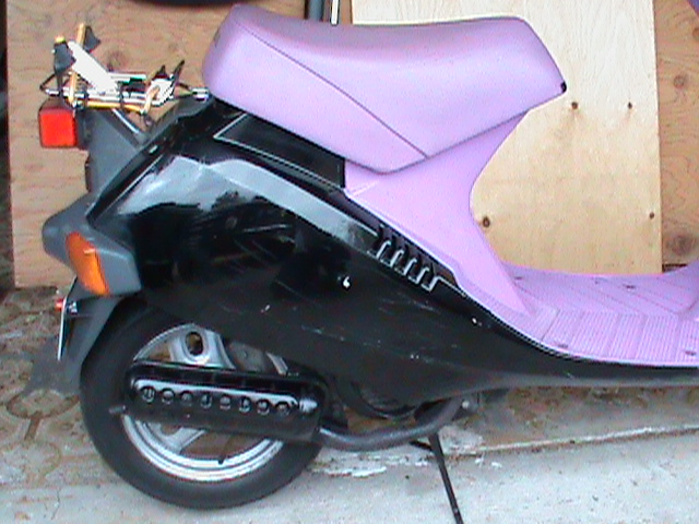 scooter pics 008.JPG